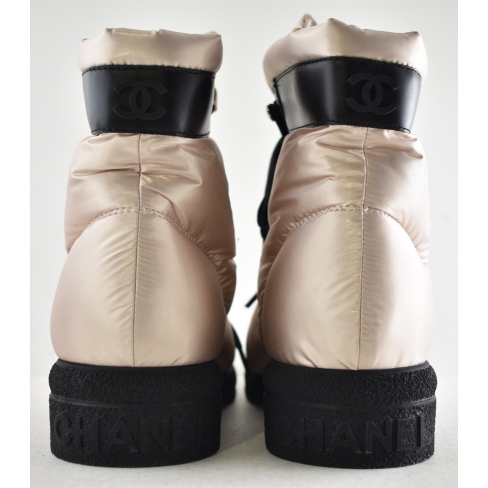 Chanel 18B Coco Neige Pink Black CC Logo Snow Winter Lace Up Tie Combat Boots 37 - Picture 13 of 16